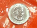 1 oz. Maple Leaf silver coin Canada 2004