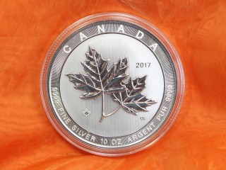 10 Unzen Maple Leaf Magnificent Maple Silbermünze Kanada 2017