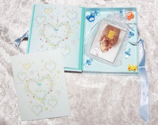 2 Gramm Gold Geschenkbarren Flipmotiv: Alles Gute Geburt für Jungen in dekorierter Geschenkbox